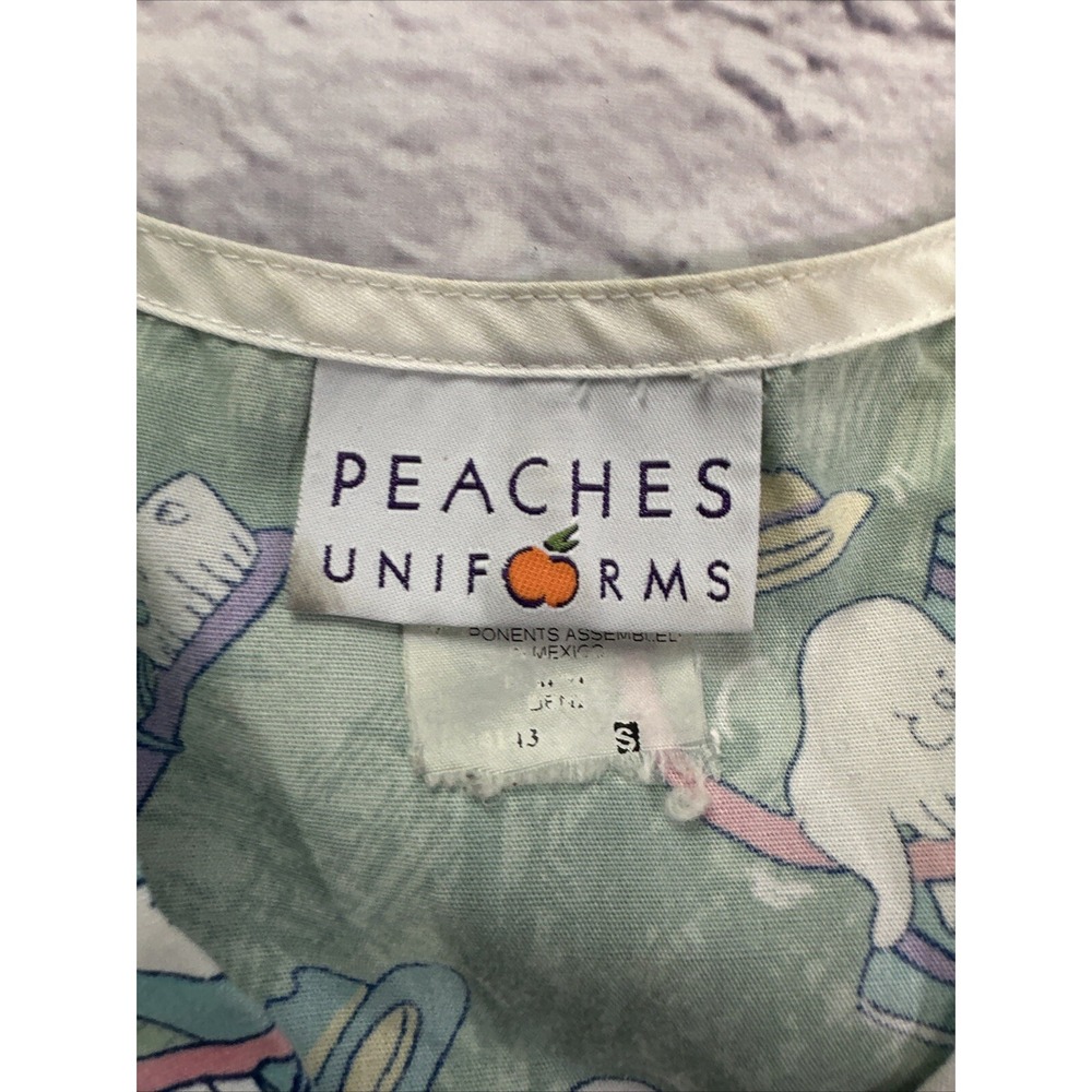 Peaches Uniforms Dental Print Scrub Top Sage Green V-Neck Size S Teeth Floss - Picture 3 of 7